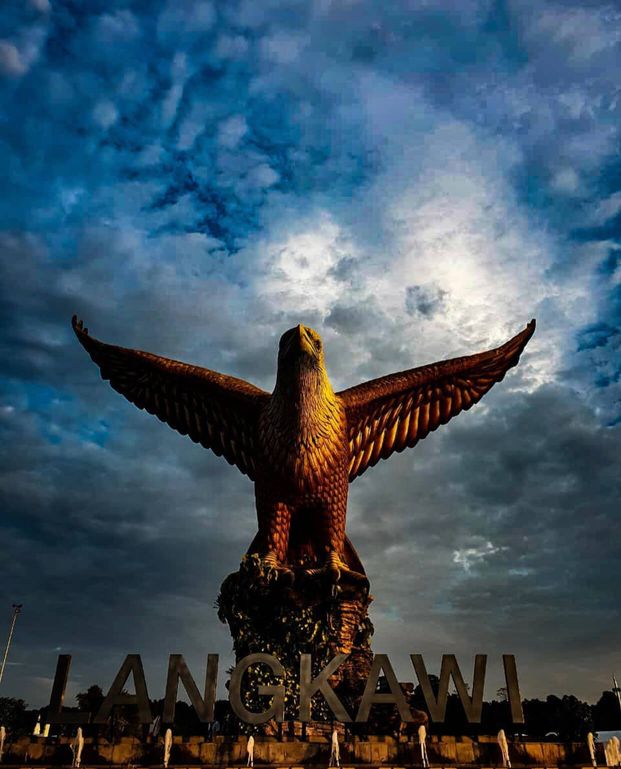 Langkawi旅游景点 巨鹰广场 – Dataran Lang / Eagle Square