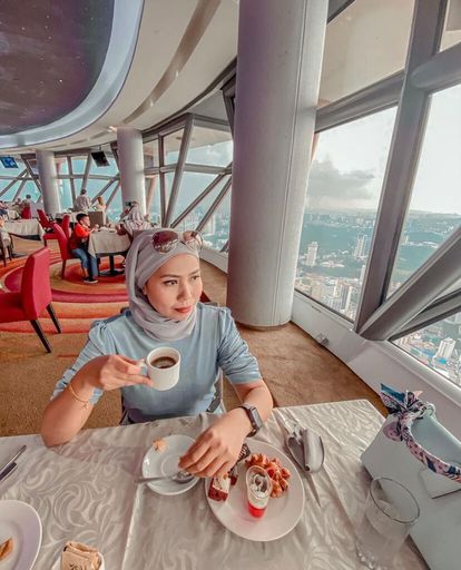 吉隆坡景点 - Atmosphere 360 旋转餐厅